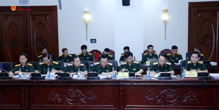 Các đại biểu tham dự phiên họp