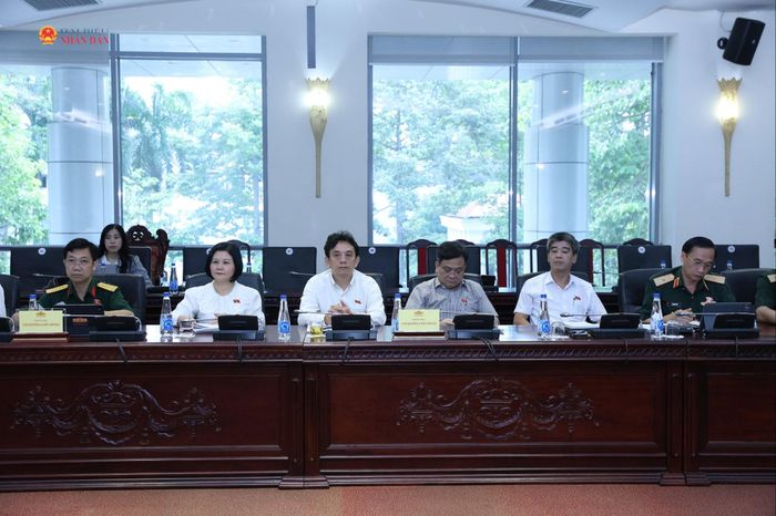 Các đại biểu tham dự phiên họp