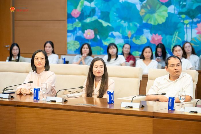 Các đại biểu dự Lễ công bố