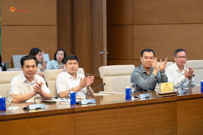 Các đại biểu dự Lễ công bố