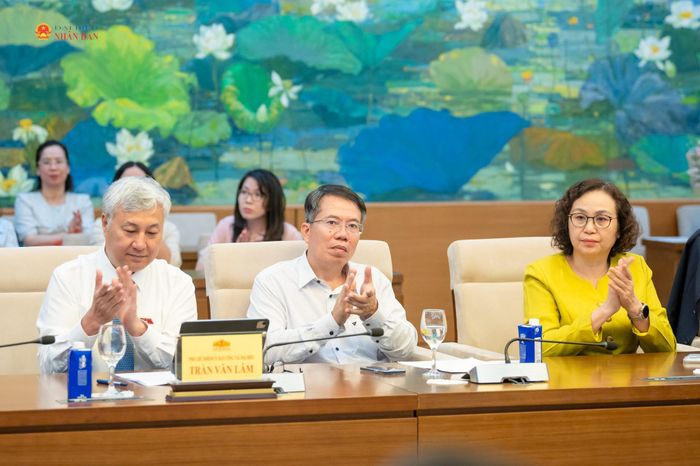 Các đại biểu dự Lễ công bố
