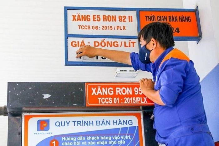 Giá xăng dầu được điều chỉnh từ 15h ngày 30/7.