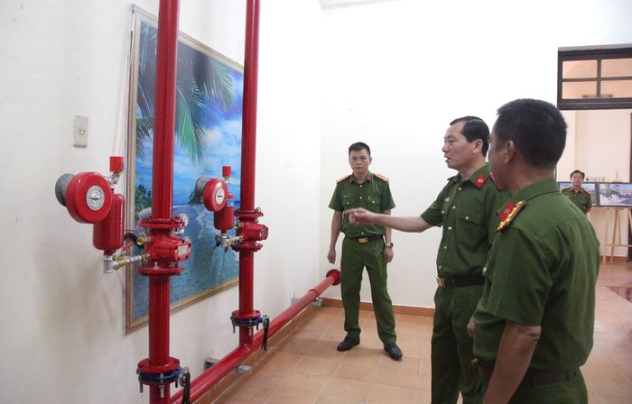 Công tác kiểm tra, đảm bảo an toàn PCCC và CNCH được Công an TP Huế chú trọng thực hiện thường xuyên, liên tục.