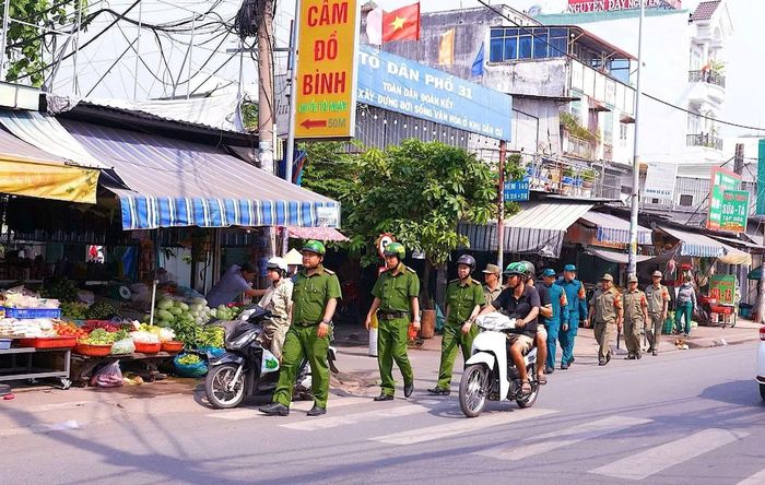 Một xã hội phát triển cần được vận hành trên nền tảng pháp luật, kỷ luật và trách nhiệm...