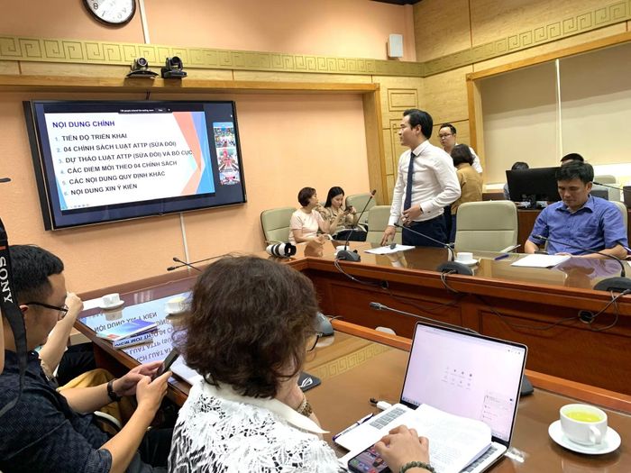 Hội nghị trực tuyến đến 32 điểm cầu trên cả nước.