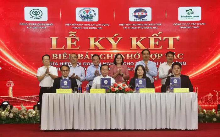 Hiệp hội doanh nghiệp cho thuê lại lao động thành phố Đồng Nai ký biên bản ghi nhớ hợp cung ứng lao động với các doanh nghiệp.