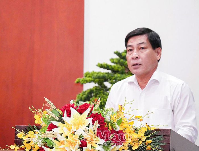  Giám đốc Sở Y tế tỉnh Cà Mau Nguyễn Chí Thanh báo cáo kết quả hoạt động của ngành Y tế địa phương trong 6 tháng đầu năm 2026.