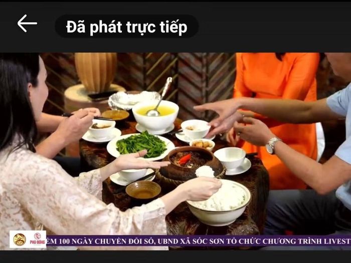 Món cá kho Phù Đổng trong bữa cơm của người Việt. Ảnh: Tùng Nguyễn.