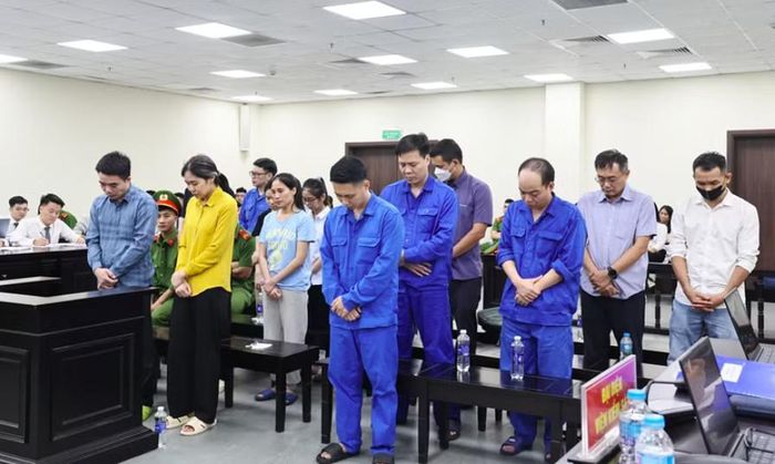 Các bị cáo tại phiên tòa. Ảnh: N.M