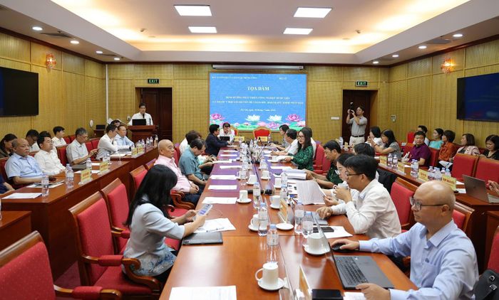 Quang cảnh Tọa đàm. Ảnh: Trần Minh
