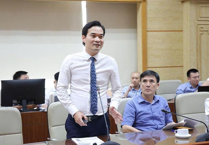 TS.Dược sĩ Chu Quốc Thịnh, Cục trưởng Cục An toàn thực phẩm (Bộ Y tế) cho biết một trong những điểm đột phá của dự thảo luật là đổi mới phương thức hậu kiểm. Ảnh: Trần Minh