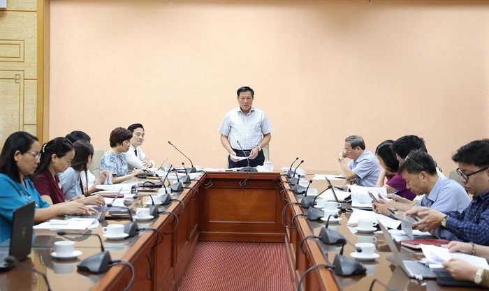 Quang cảnh cuộc họp tại điểm cầu Bộ Y tế. Ảnh: Trần Minh