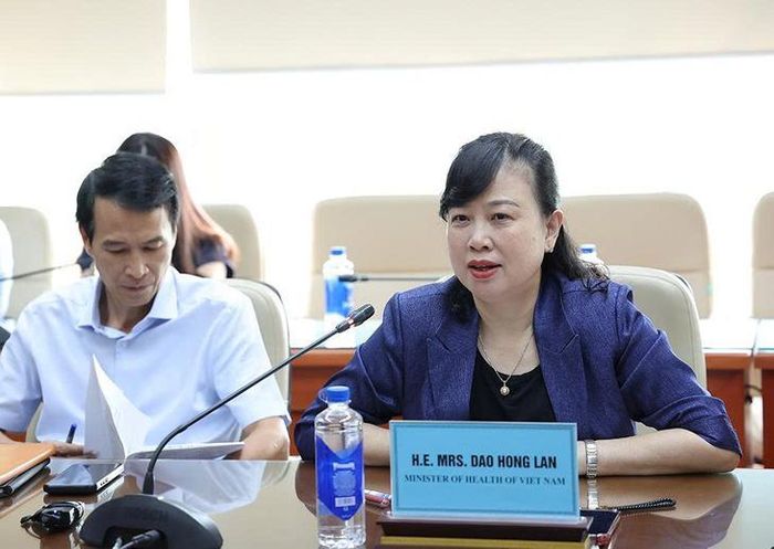 Ủy viên Ban Chấp hành Trung ương Đảng, Bộ trưởng Bộ Y tế Đào Hồng Lan phát biểu. Ảnh: Trần Minh
