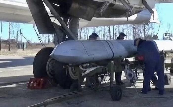 Từ khi xung đột bùng phát, nhiều tên lửa của cả Nga và Ukraine từng bay lạc vào không phận nước này.