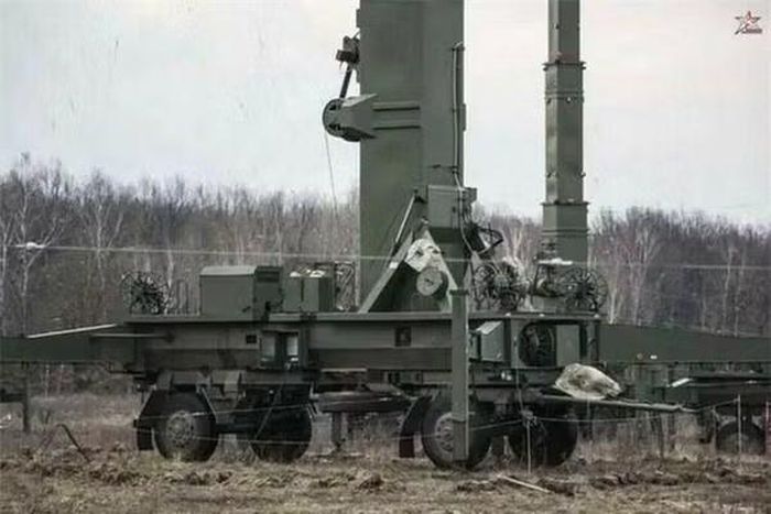 Theo ông Knutov, hệ thống tác chiến điện tử Murmansk-BN của Nga từ lâu đã trở thành cơn ác mộng thực sự đối với các lực lượng NATO. Chúng đang được triển khai ở Crimea, vùng Kaliningrad và Murmansk.