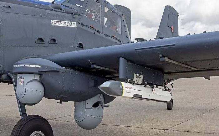 Theo đánh giá của quân đội Mỹ, OA-1K sẽ không chỉ phục vụ các chiến dịch chống khủng bố. Loại máy bay này còn phù hợp với các cuộc xung đột trong tương lai, đặc biệt tại khu vực Ấn Độ Dương - Thái Bình Dương.