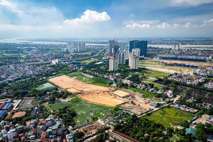  Ban Quản lý đường sắt đô thị Hà Nội (MRB) khẳng định, tuyến số 2 đóng vai trò then chốt trong tổng thể mạng lưới 15 tuyến metro theo quy hoạch của Thủ đô. Đây là mắt xích quan trọng trong mạng lưới giao thông công cộng hiện đại của thành phố, giúp kết nối các khu vực phát triển phía Bắc với khu vực lõi di sản Hoàn Kiếm. 