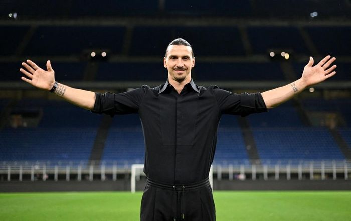 Trong giai đoạn nào, anh vẫn khẳng định "Bóng đá chỉ có một Zlatan Ibrahimovic. Ảnh: Reuters.