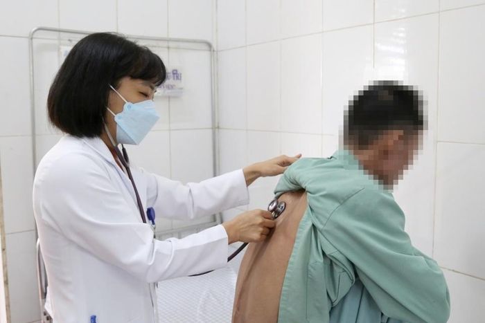  Người đàn ông phát hiện mắc nấm phổi sau một tháng sốt cao. Ảnh: BVĐK Phú Thọ. 