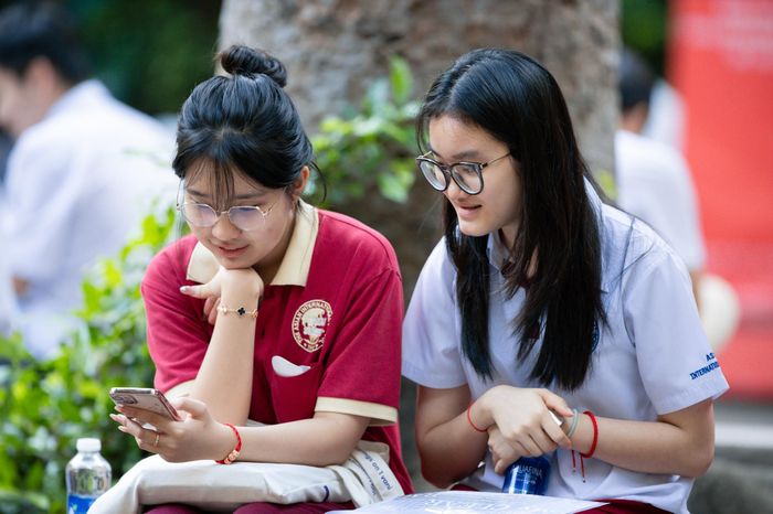 TS Nguyễn Gia Hy đề xuất việc hạn chế mạng xã hội với trẻ em có thể phân tầng theo độ tuổi. Ảnh minh họa: Phương Lâm.