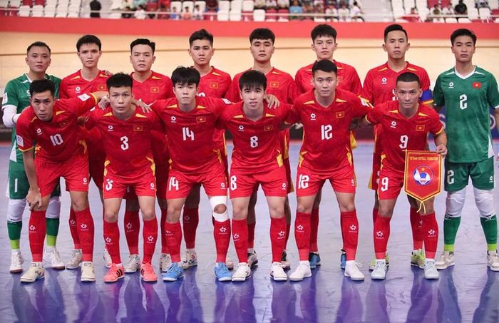 Đội tuyển Việt Nam sẽ thi đấu 4 trận trong vòng 5 ngày