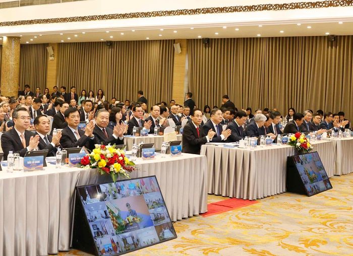 Tổng Bí thư, Chủ tịch nước Tô Lâm và các đại biểu tham dự Hội nghị. Ảnh: Thống Nhất – TTXVN