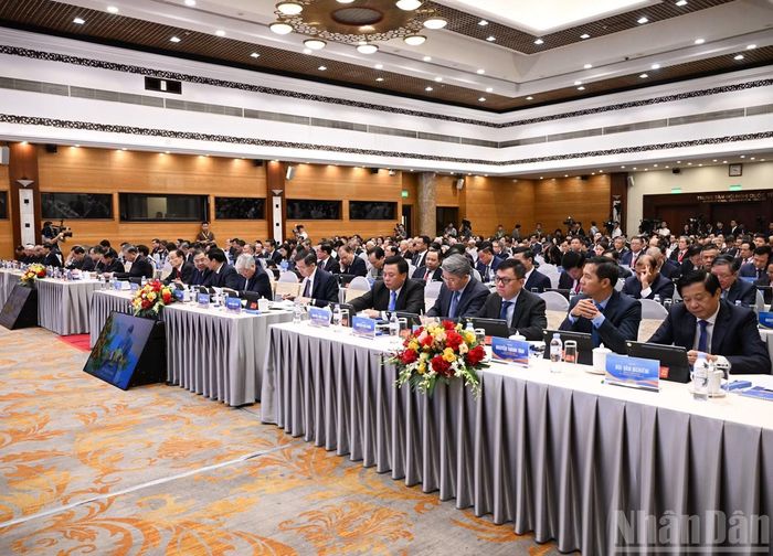 Toàn cảnh Phiên khai mạc toàn thể Hội nghị Ngoại giao lần thứ 33.