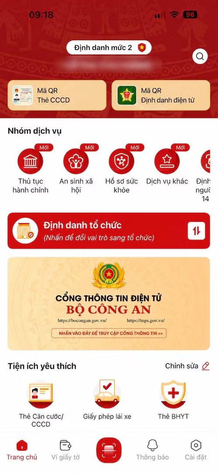 Người dùng VNeID mức 2 được miễn, giảm phí trước bạ với xe cũ. (Ảnh minh họa: TH)