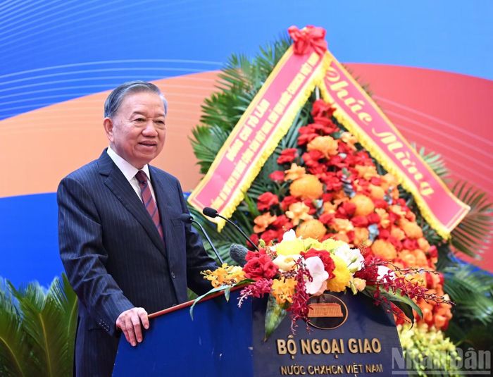 Tổng Bí thư, Chủ tịch nước Tô Lâm phát biểu tại hội nghị. (Ảnh: TRẦN HẢI)
