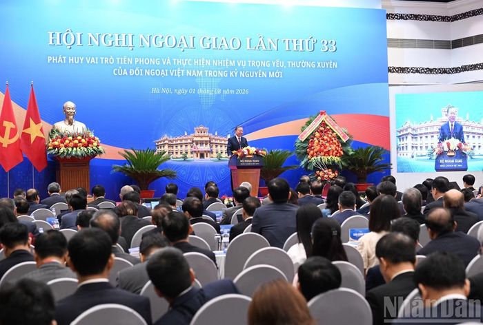 Tổng Bí thư, Chủ tịch nước Tô Lâm phát biểu kết luận và chỉ đạo công tác đối ngoại. (Ảnh: TRẦN HẢI)