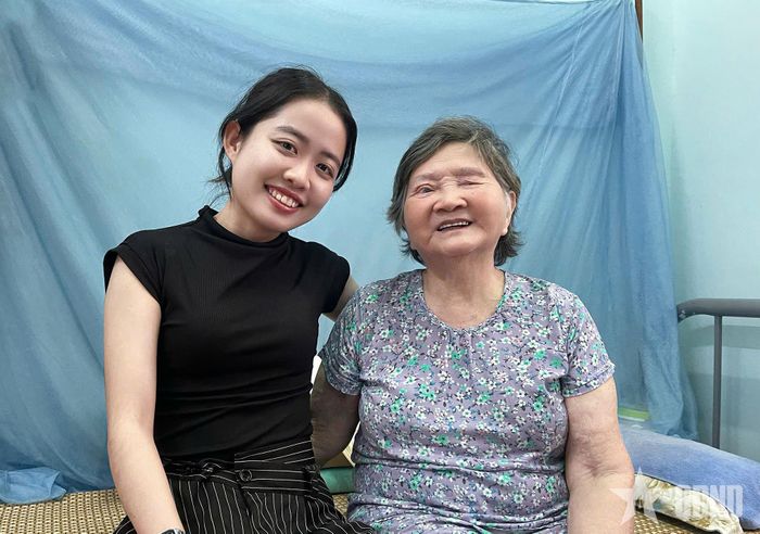 Bà Phùng Ngọc Anh tại Trung tâm Dưỡng lão Thị Nghè.