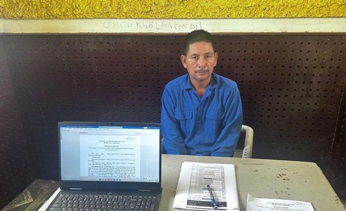 Bị can Siệt tại cơ quan Công an.