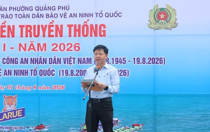 Ông Huỳnh Ngọc Bá – Chủ tịch UBND phường Quảng Phú phát biểu khai mạc sự kiện.