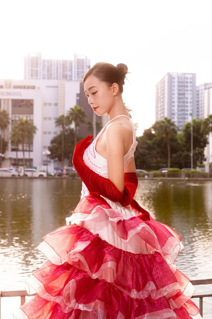 Theo Bảo My, tuổi trẻ cần kiên nhẫn bồi đắp nền tảng tri thức và bản lĩnh.
