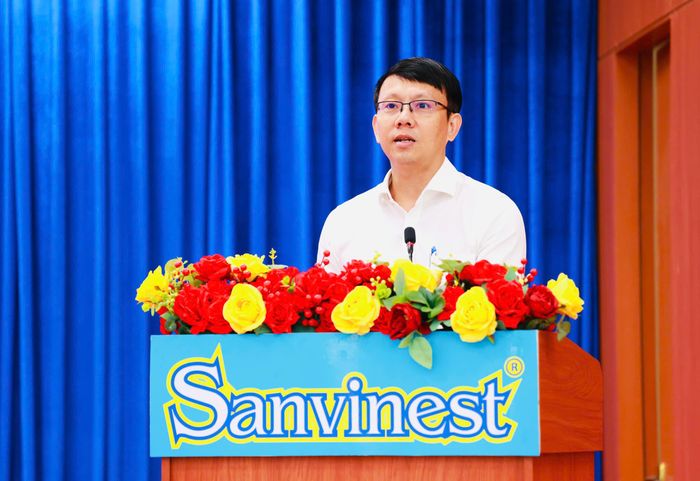  Đồng chí Nguyễn Thanh Hà phát biểu tại hội nghị 