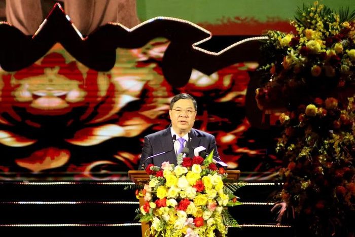 Ông Phạm Gia Túc - Ủy viên Bộ Chính trị, Bí thư Trung ương Đảng, Phó Thủ tướng Thường trực Chính phủ đọc diễn văn kỷ niệm. Ảnh: Đinh Chiến