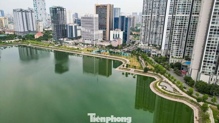 Công viên An Hòa cạnh trụ sở Bộ Nông nghiệp và Môi trường, Bộ Nội vụ, Cung Thiếu nhi Hà Nội và giáp đường Phạm Hùng - vành đai 3.