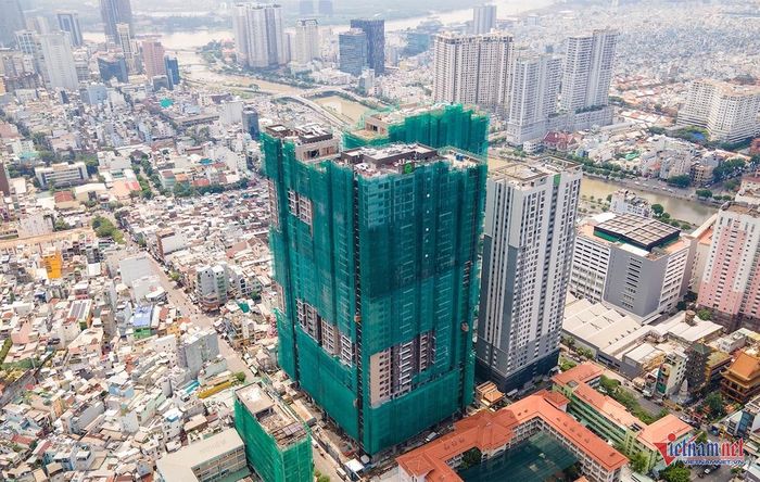Nguồn cung căn hộ mới tại TPHCM tiếp tục dịch chuyển ra ngoài trung tâm, góp phần duy trì mặt bằng giá cao tại khu vực lõi. Ảnh: Anh Phương
