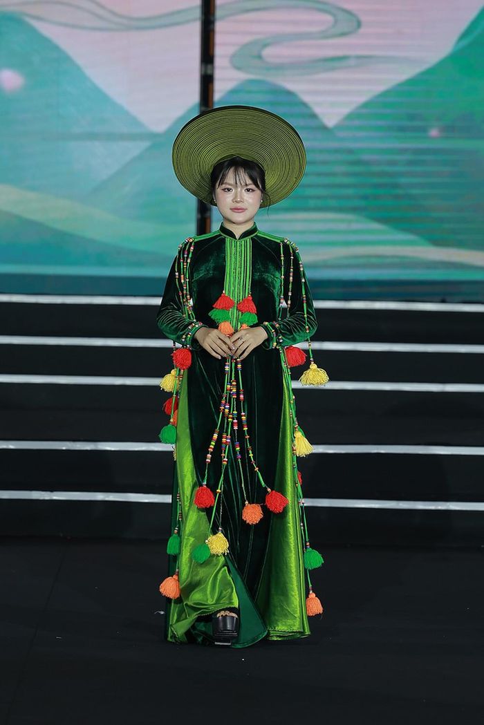 Diễn viên Hà Đan.