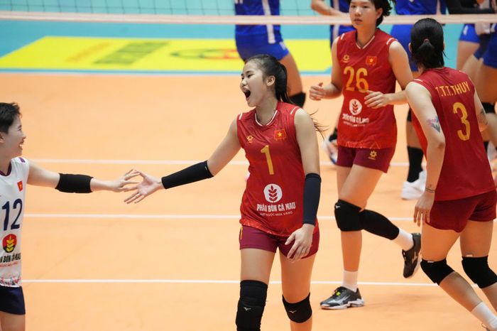Các cô gái Việt Nam hướng tới chiến thắng thứ 2 tại giải. Ảnh: Vietcontent