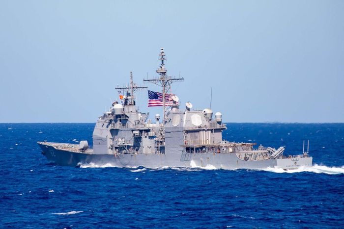 Tàu tuần dương USS Robert Smalls (CG-62) trên Ấn Độ Dương trong cuộc tập trận Talisman Sabre, ngày 22/7/2023. Ảnh: Hải quân Mỹ/news.usni.org