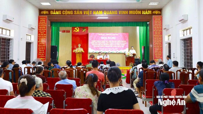 Ngày 31/7 xã Nam Đàn tổ chức Hội nghị đối thoại lần cuối cùng với 63 hộ dân. Ảnh: CTV Thúy Tình
