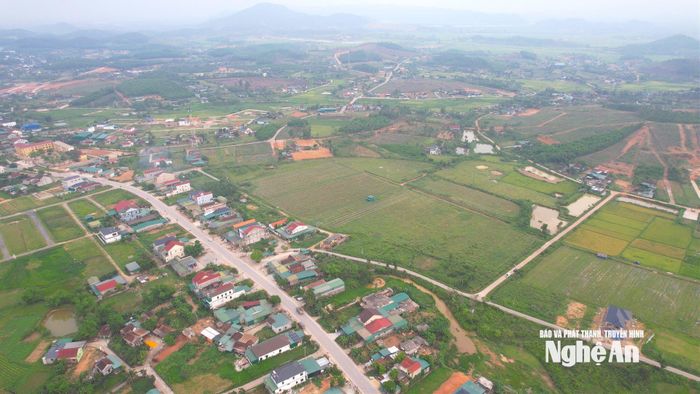 Đến 28/7/2026 xã Nam Đàn có 63 hộ dân chưa ký phương án bồi thường, hỗ trợ đất ở. Ảnh: Nguyễn Toàn