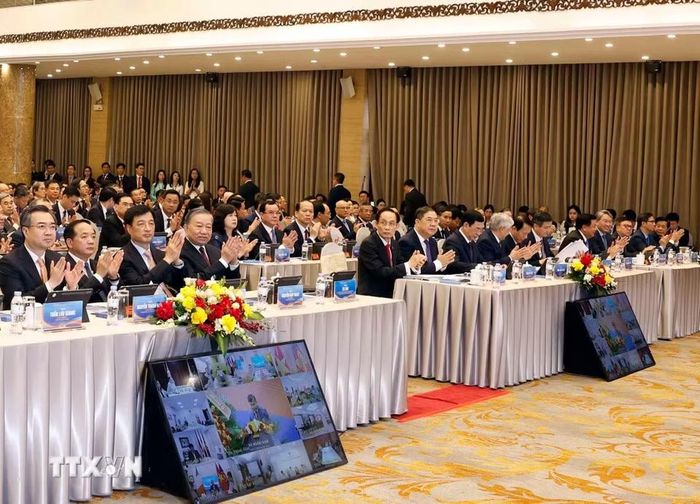 Tổng Bí thư, Chủ tịch nước Tô Lâm và các đại biểu tham dự Hội nghị. (Ảnh: Thống Nhất/TTXVN)