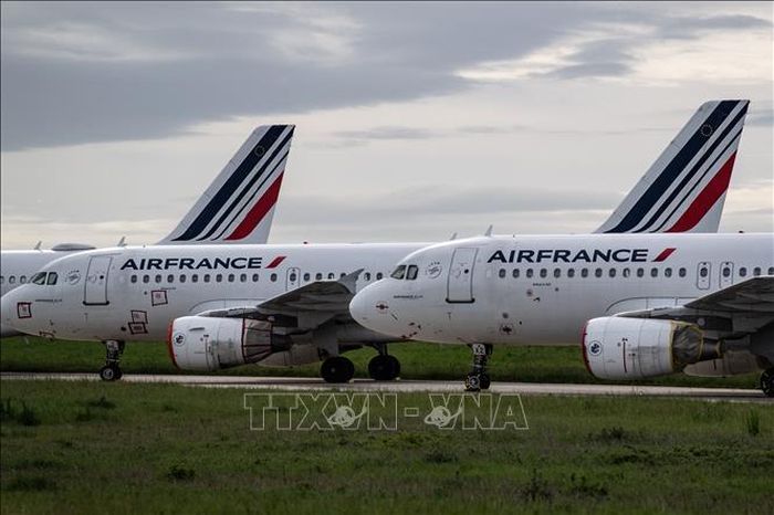 Máy bay của hãng hàng không Air France đỗ tại sân bay Charles de Gaulle tại Roissy, Pháp. Ảnh tư liệu: AFP/TTXVN