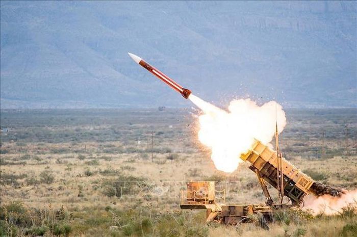 Tên lửa Patriot do Tập đoàn quốc phòng và hàng không vũ trụ đa quốc gia Raytheon của Mỹ sản xuất. Ảnh: Raytheon/TTXVN