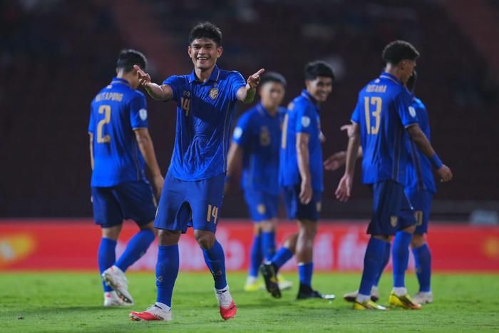Trên các diễn đàn và trang mạng xã hội của Siam Sport, rất nhiều CĐV bày tỏ sự tự hào về màn trình diễn của Thái Lan. Ảnh: FAT