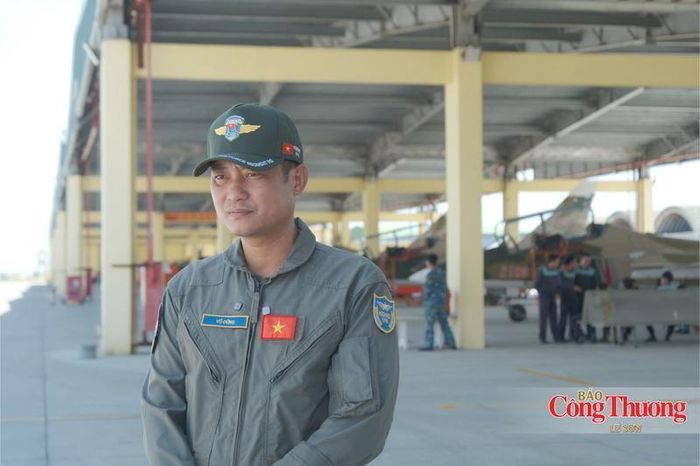 Thượng tá Vũ Dũng, Trung đoàn trưởng Trung đoàn 910.