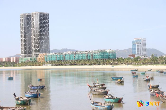 Phường Hải Vân đang có cơ cấu nguồn thu bền vững với 62% nguồn thu từ lĩnh vực công nghiệp, 36% từ thương mại, dịch vụ và hơn 1% từ lâm nghiệp, trồng rừng. Ảnh minh họa: KHÁNH HÀ