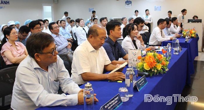 Đại biểu tham dự hội thảo.